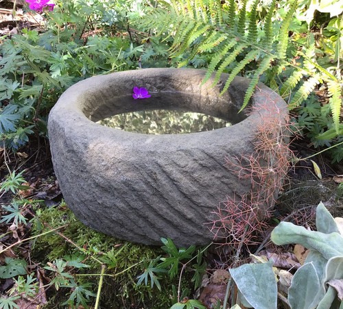 Stone garden old style deep - old,