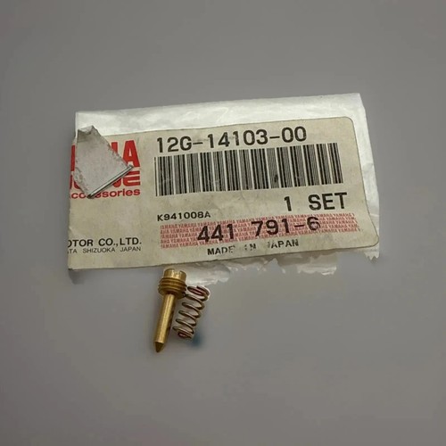 Yamaha throttle screw set - screw,