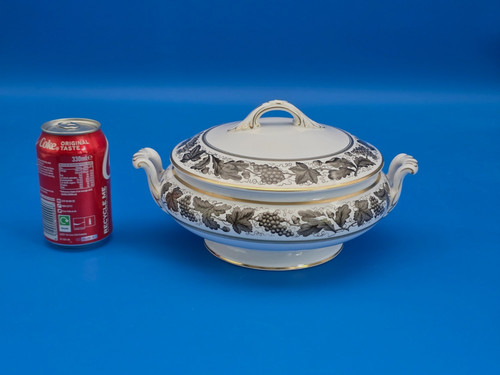 Spode bone china - bone, pattern