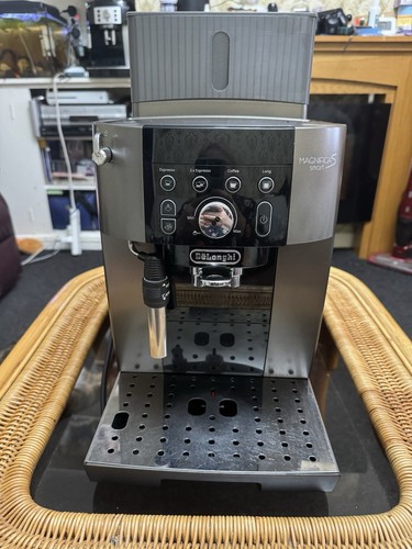 Longhi magnifica - de'longhi,