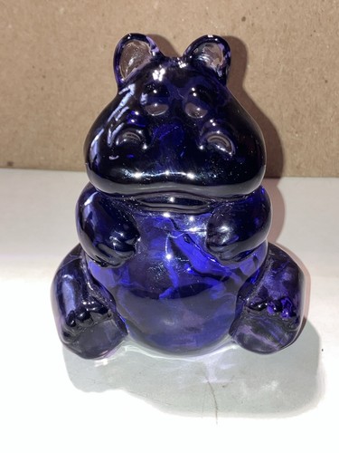 Signed fenton hippo - signed,