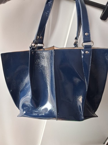 Bulaggi women patent bag new - patent,