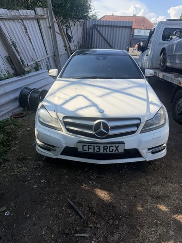Breaking mercedes benz class - mercedes,