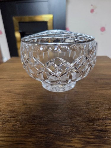 Cut glass rose bowl - rose,
