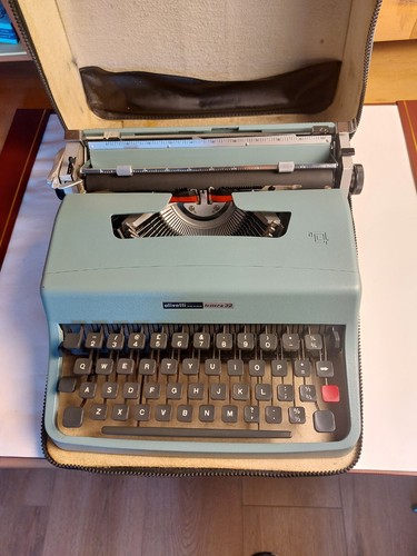 Typewriter excellent - typewriter,