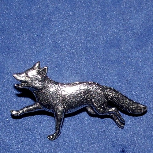 Detailed fox hunt - ,