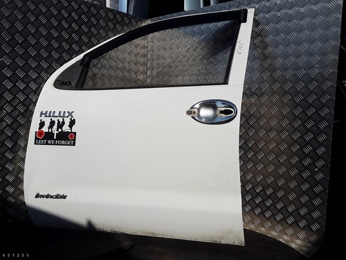 2012 toyota hilux - hilux, left
