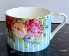 Vintage Style Maxwell &