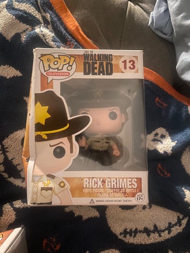 Pop figure rick grimes walking - figure,
