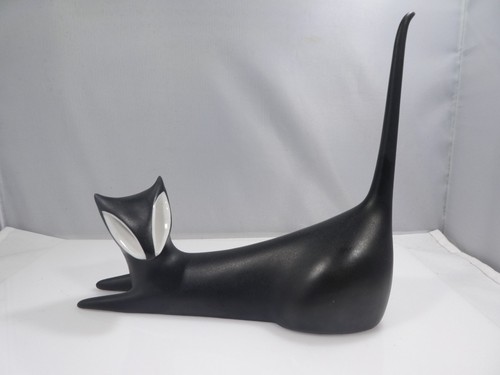Stylized royal dux - royal, cat