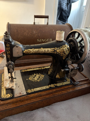 Singer mechanical sewing - singer,