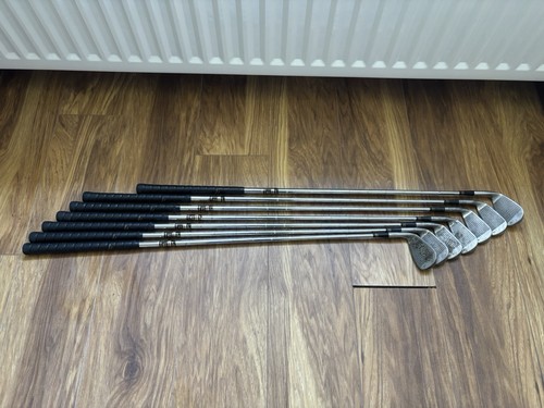 Macgregor golf iron set - golf,