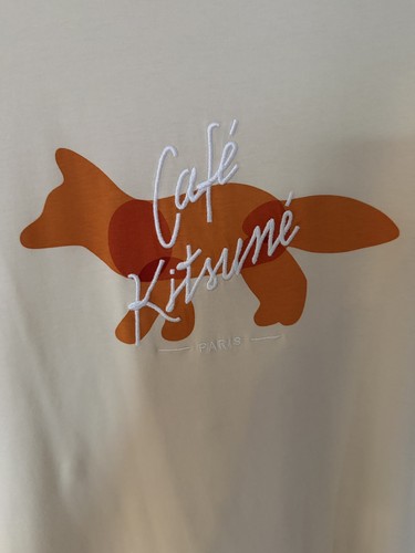 Maison kitsuné cafe - kitsuné,