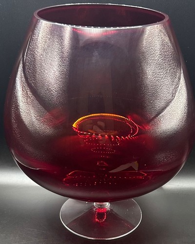 Large red glass goblet - large,