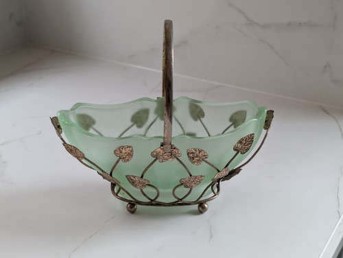 Art deco bagley glass green - bagley,