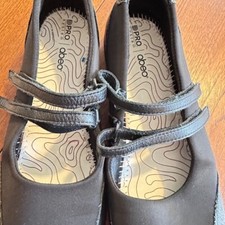 Abeo Woman's Shoes Size 8