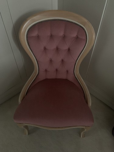 Nursing chair pink button - chair,