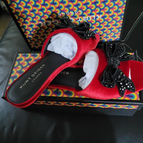 Kurt geiger london velvet flat - london,