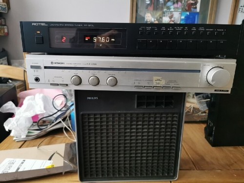Hitachi 2700 stereo - hitachi,
