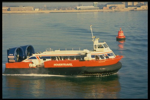 491030 hovercraft the - hovercraft,