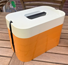 PICNIC SET VINTAGE RETRO 1970