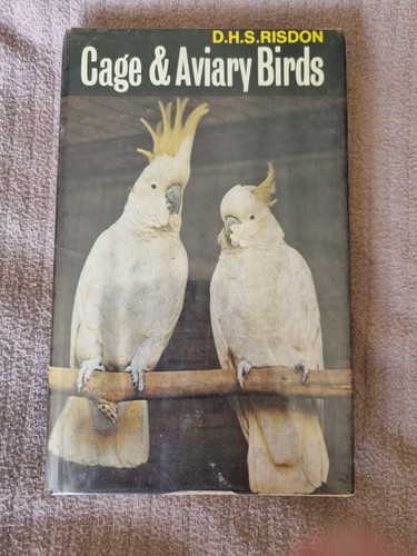 Cage and aviary birds - aviary,