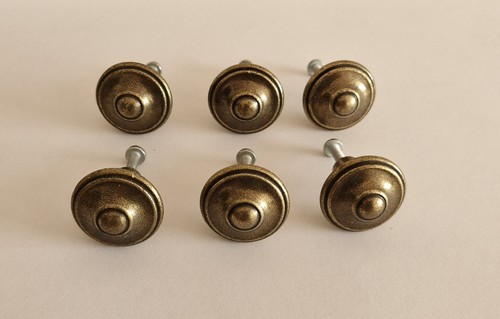 Vintage drawer knobs - 6,