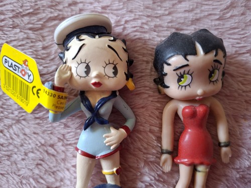 Two betty boop - betty, figurines