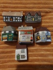 Wade Whimsie Shops & Houses