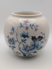 Vintage Sadler Ceramic Vase