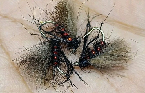 Cdc black and red hopper - x,