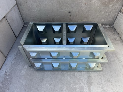 Interlocking concrete block - concrete,