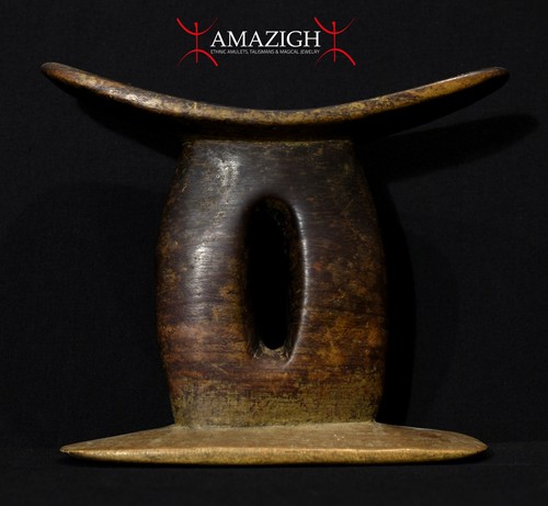 Old fine oromo headrest - old,