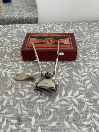 Vintage manual hair clipper - manual,
