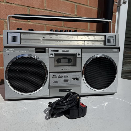 Sanyo m4200lg stereo - 4, band