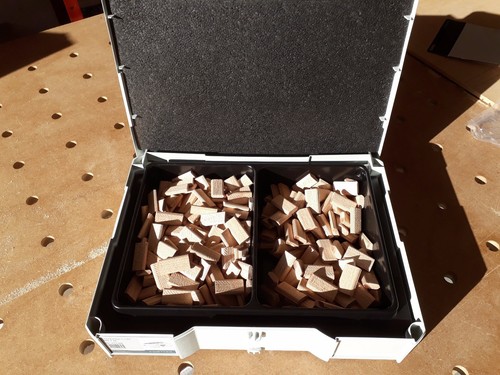 Dual compartment for the - compartment,