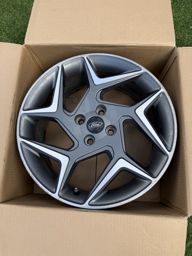 Set genuine ford fiesta - 4,
