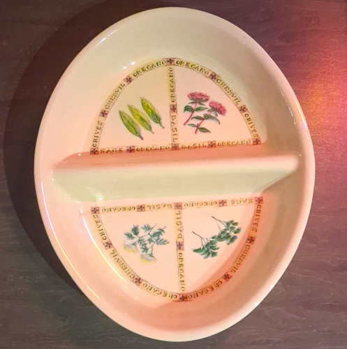 Cloverleaf herbs oval divided - cloverleaf,