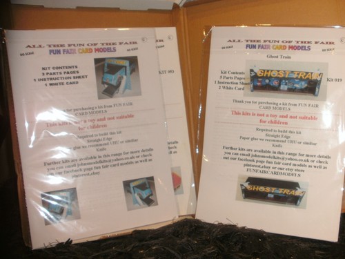 Fun fair card - models, ghost