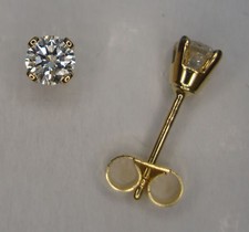 PAIR 1/10CT ROUND DIAMOND 9ct YELLOW GOLD 4 CLAW STUD EARRINGS SCROLLS BOX 375