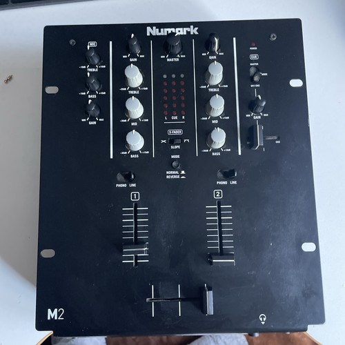 Numark two channel dj - m2,