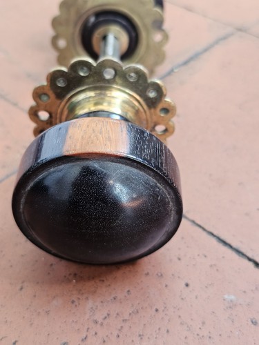 Antique nicely figured lignum - antique,