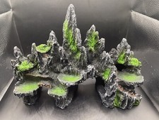 Aquarium Mountain Large