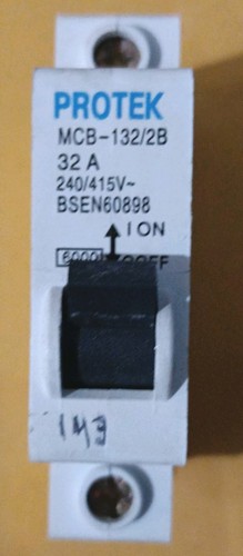 Protek mcb 132 amp - protek, mcb-132/2b