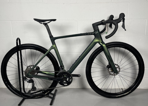 Scott addict gravel 2023 - 30,