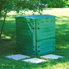 Large insulated composter. 600 litre plastic compost bin ideal for big gardens