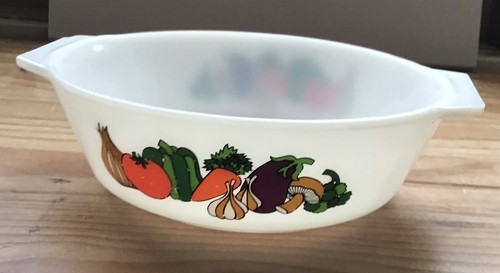 Vintage pyrex casserole kent - pyrex,