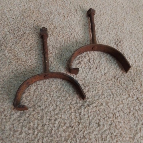 Vintage gutter brackets 2 - ×,