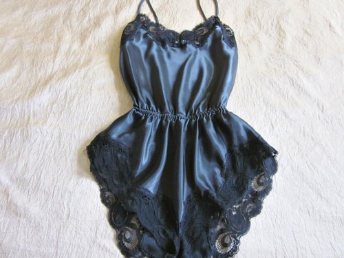 Beautiful vintage black - vintage,