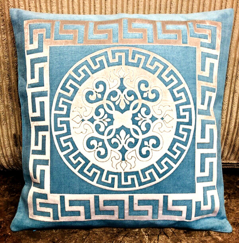 Greek keys border circle - ,